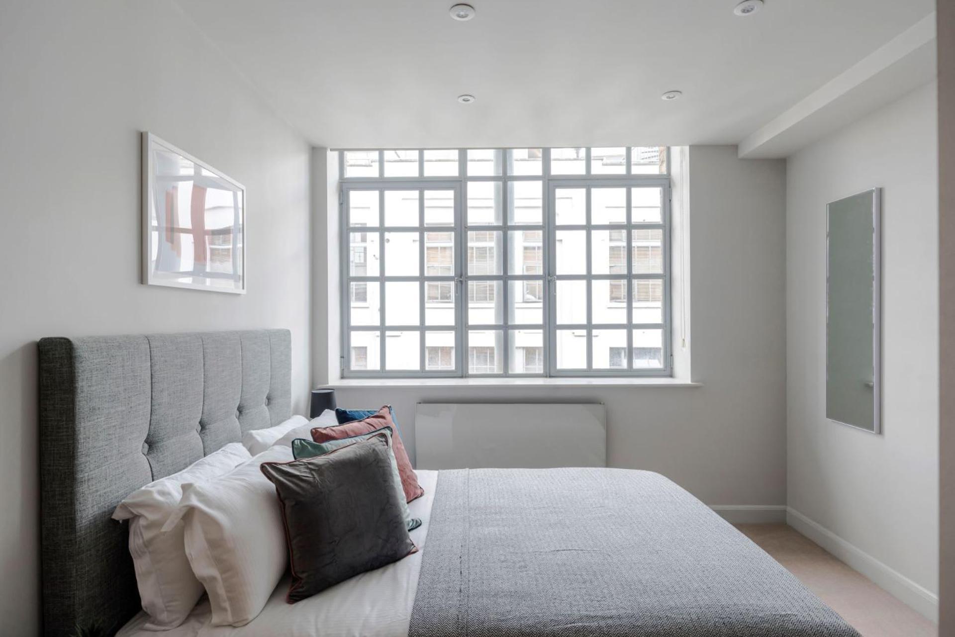 London'S Calling - Farringdon - By Frankie Says 외부 사진